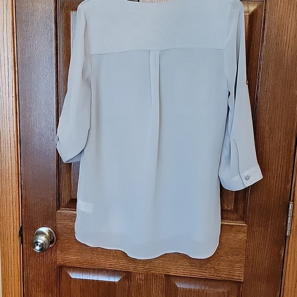 Light Gray 1/2 button up S - Picture 5 of 5